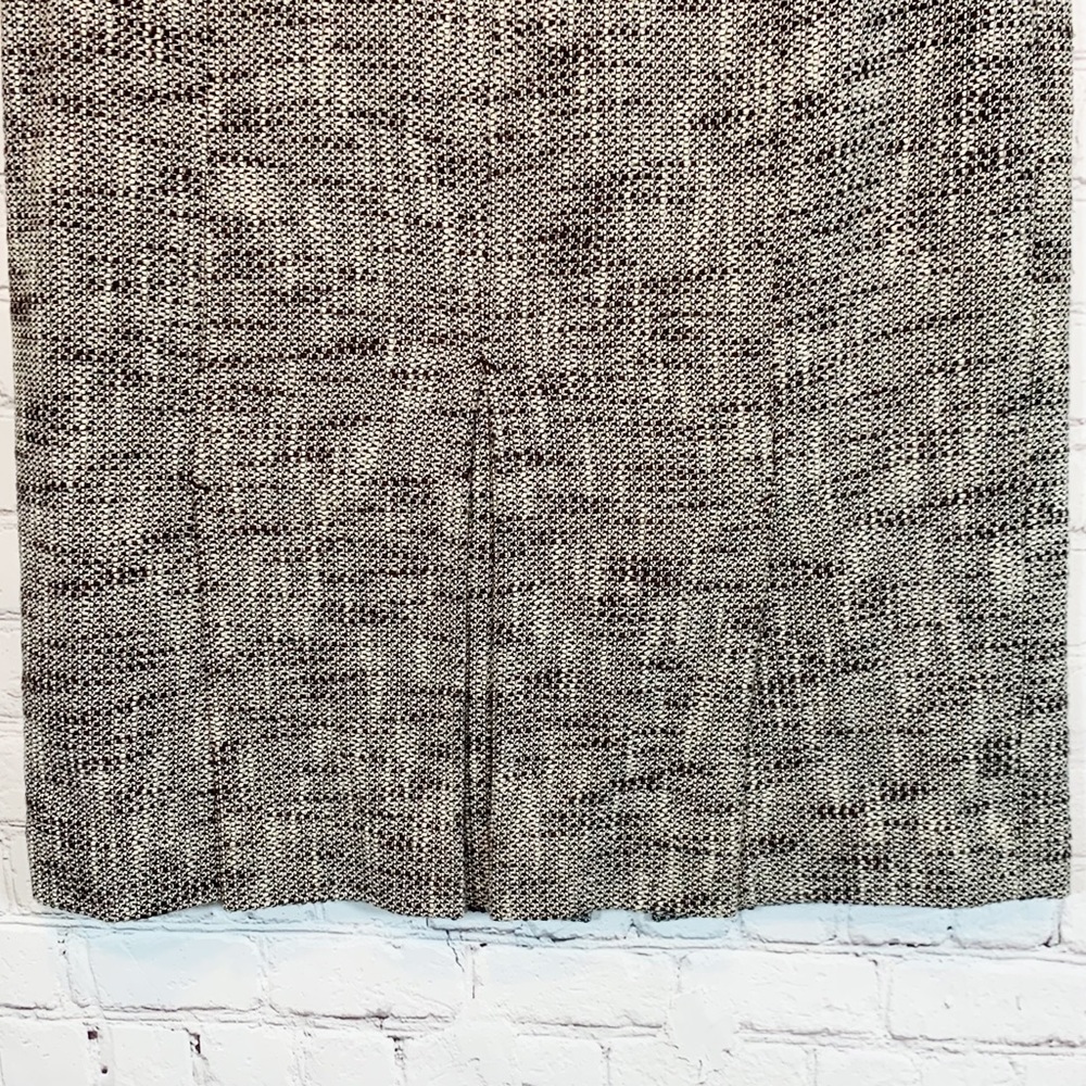 Ann Taylor Loft gray pleated pencil skirt - Picture 3 of 5